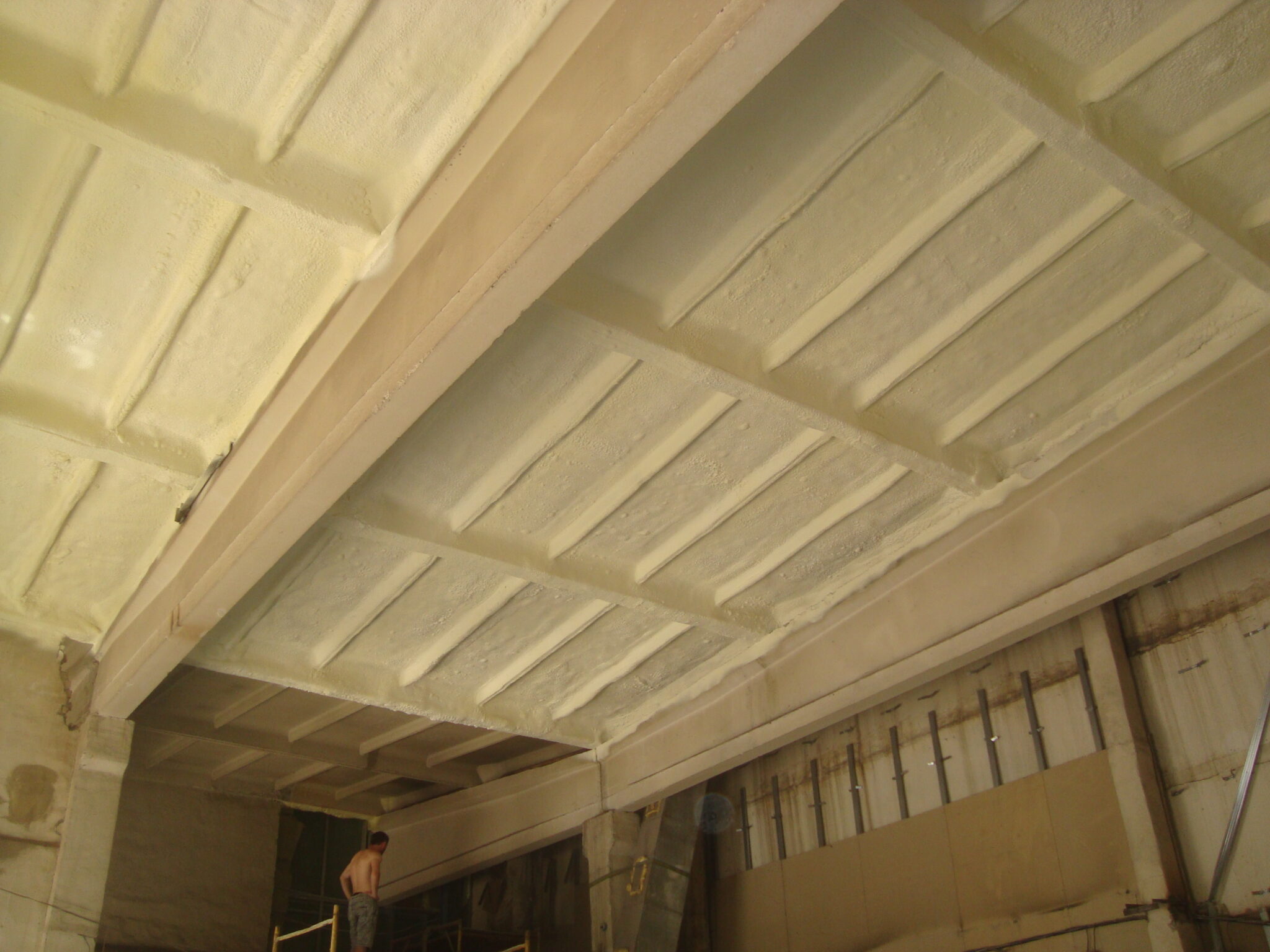 Утепление пенополиуретаном в Красноярске. Утепление ППУ.